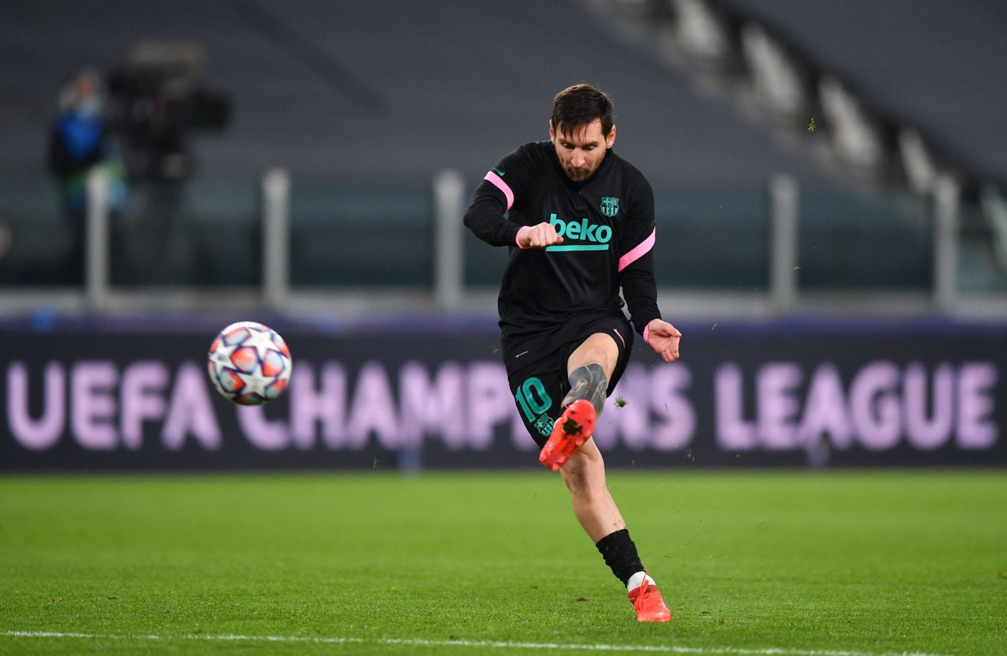 球迷们期待 球迷们期待