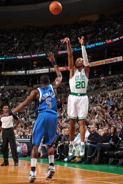 在场外举办 在场外举办