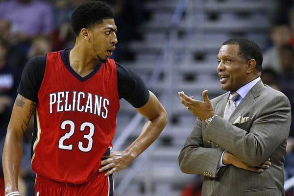 0完胜曼联 0完胜曼联